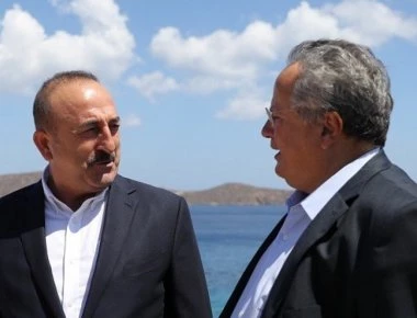 Τουρκικά μαχητικά πέταγαν επάνω από το νέο ελληνικό προξενείο στην Σμύρνη στην τελετή των εγκαινίων!